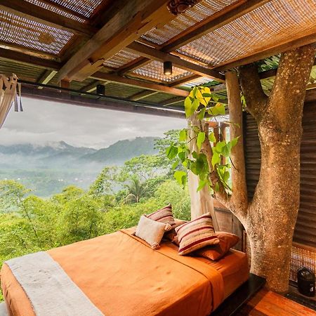 Bird Hills Bamboo House Karangasem Exterior foto