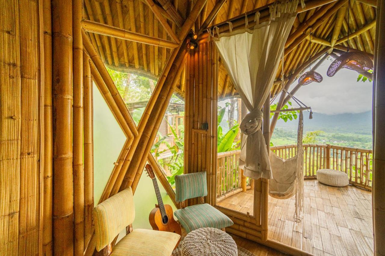 Bird Hills Bamboo House Karangasem Exterior foto